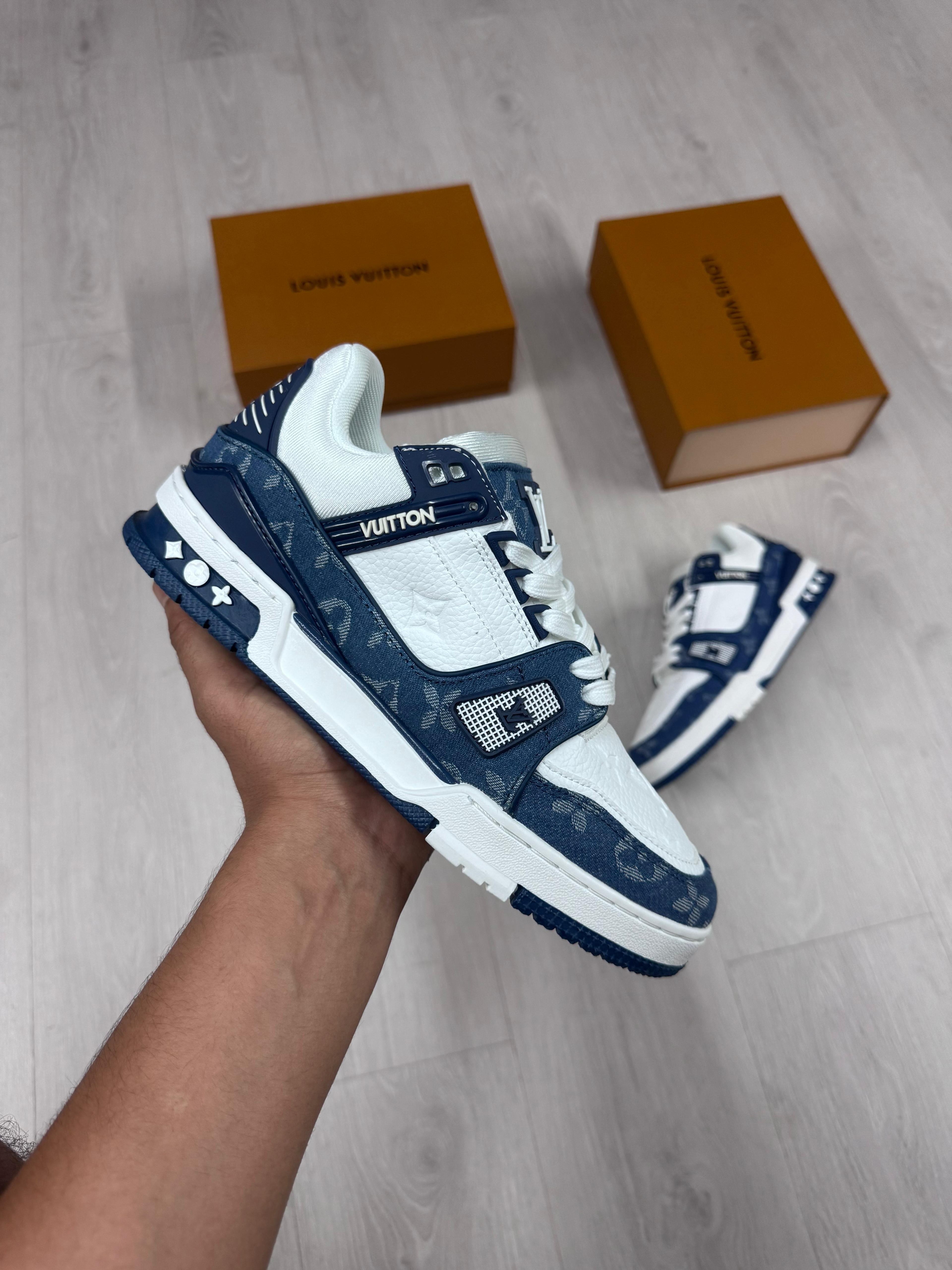 LOUIS VUITTON TRAINER (azul)