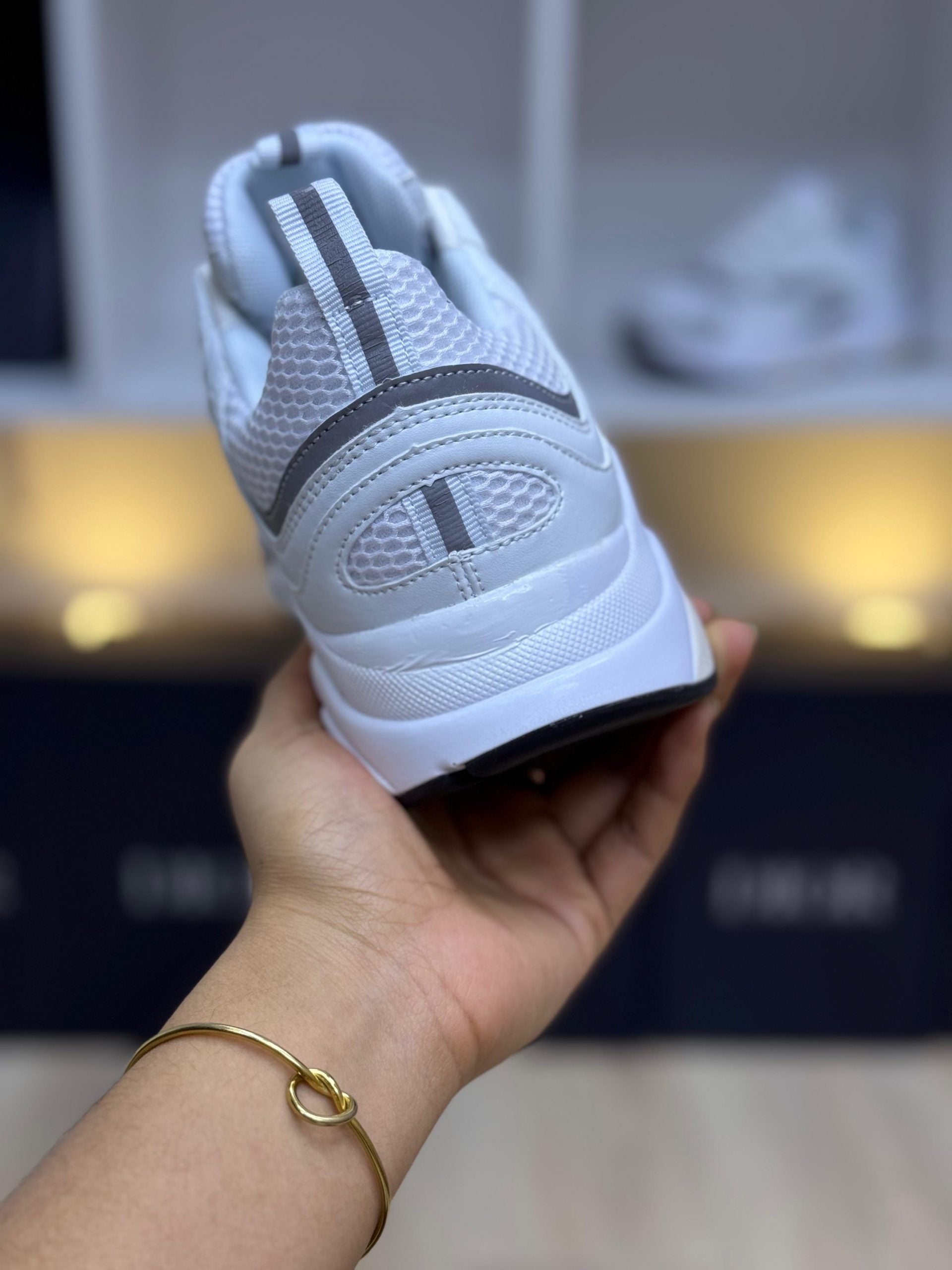 DIOR B22 BLANCAS ENTERAS