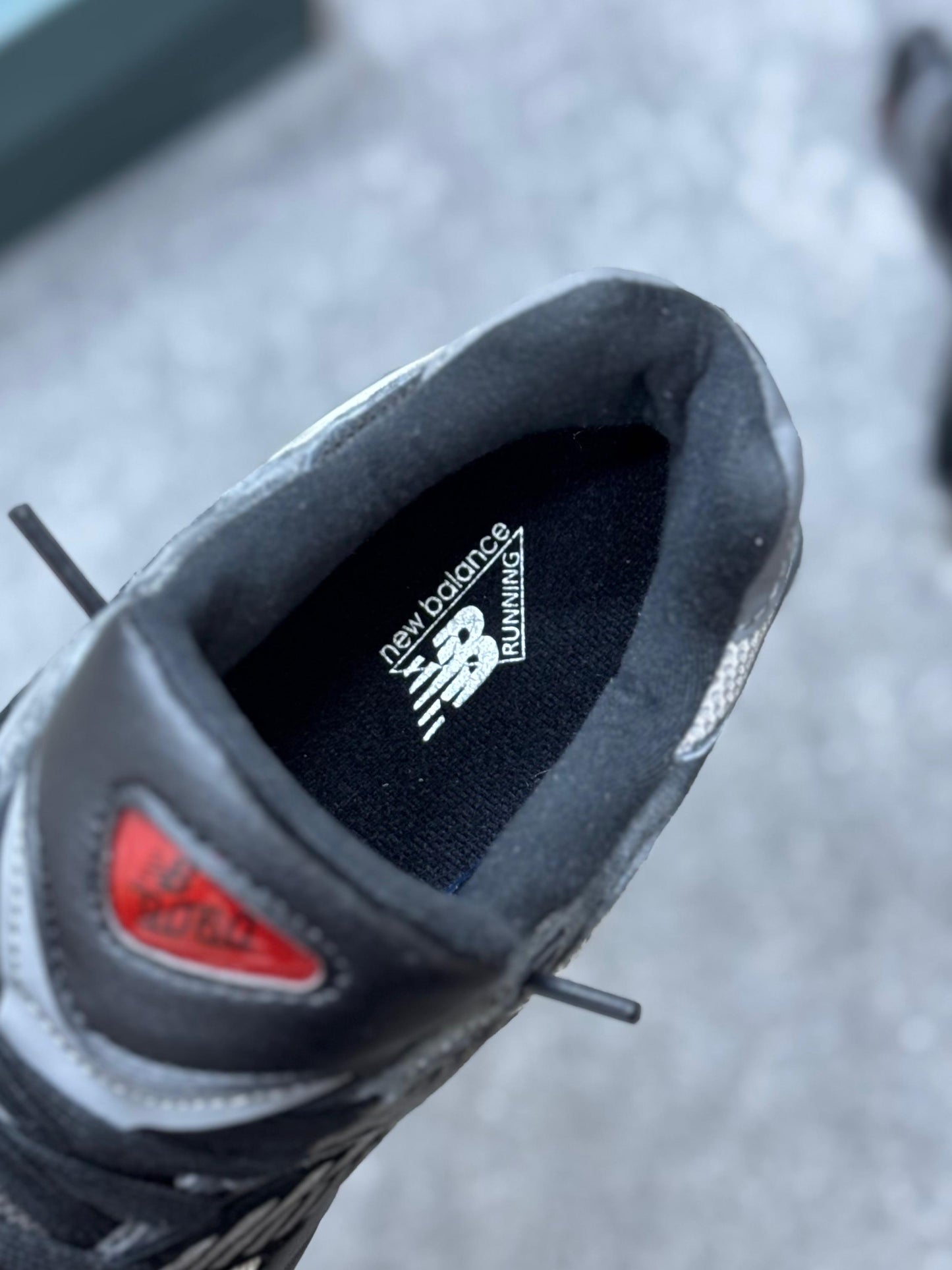 NEW BALANCE 9060