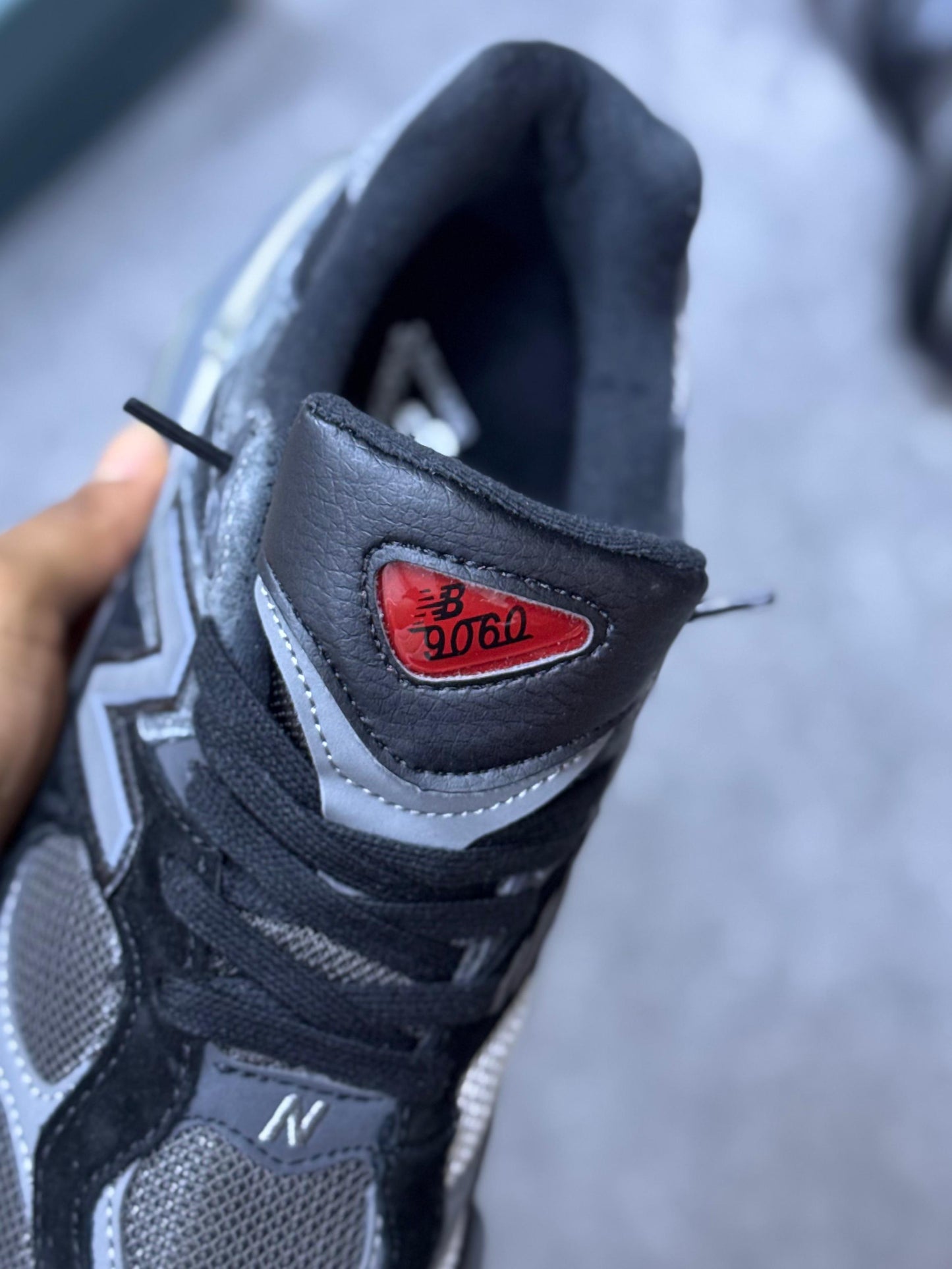 NEW BALANCE 9060