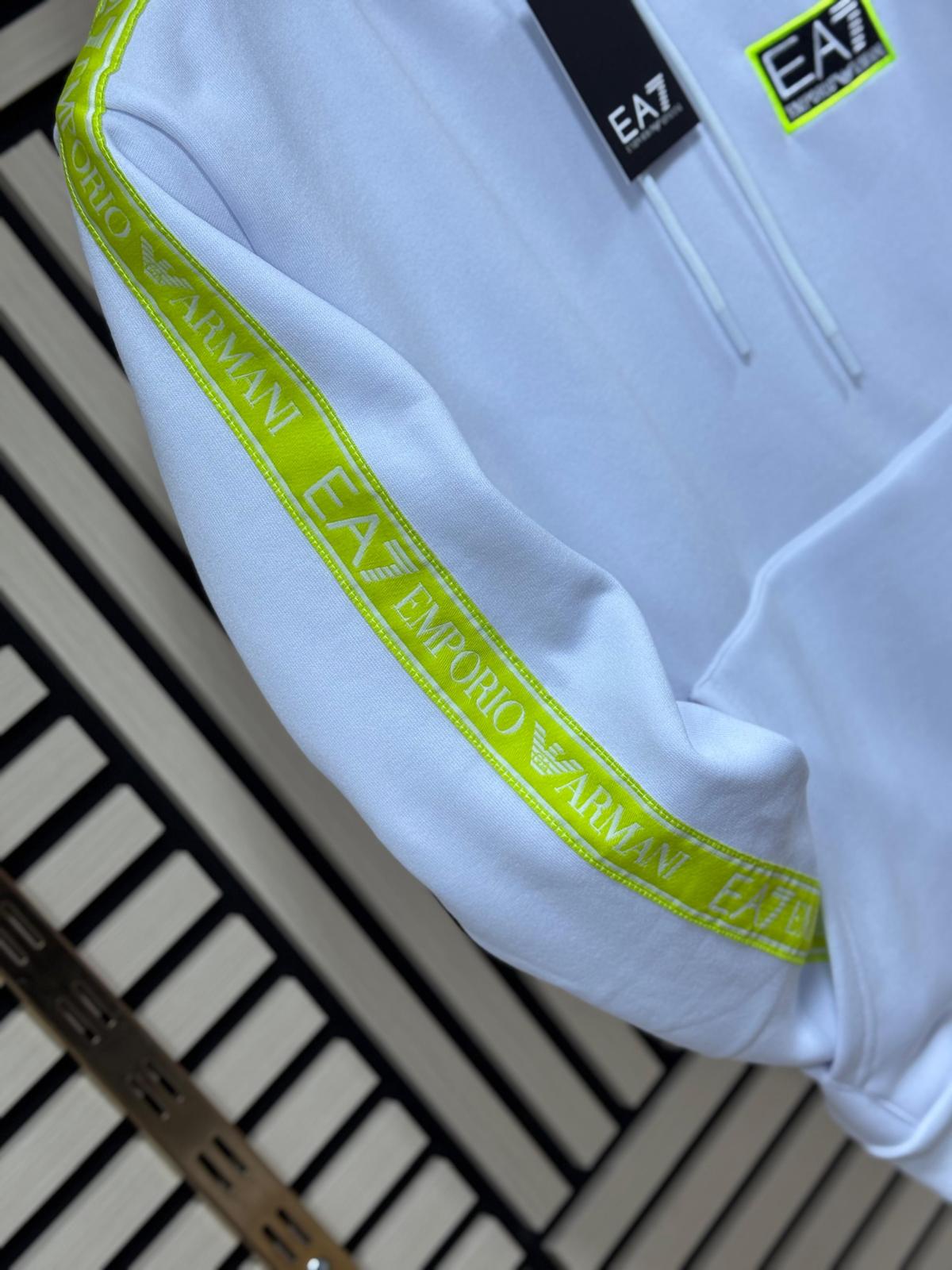 Chandal Armani (Blanco líma) Max calidad