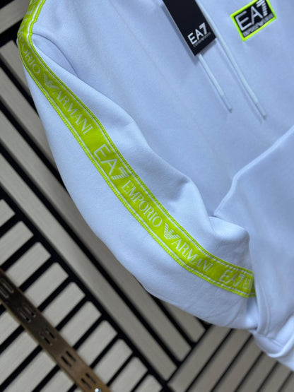 Chandal Armani (Blanco líma) Max calidad