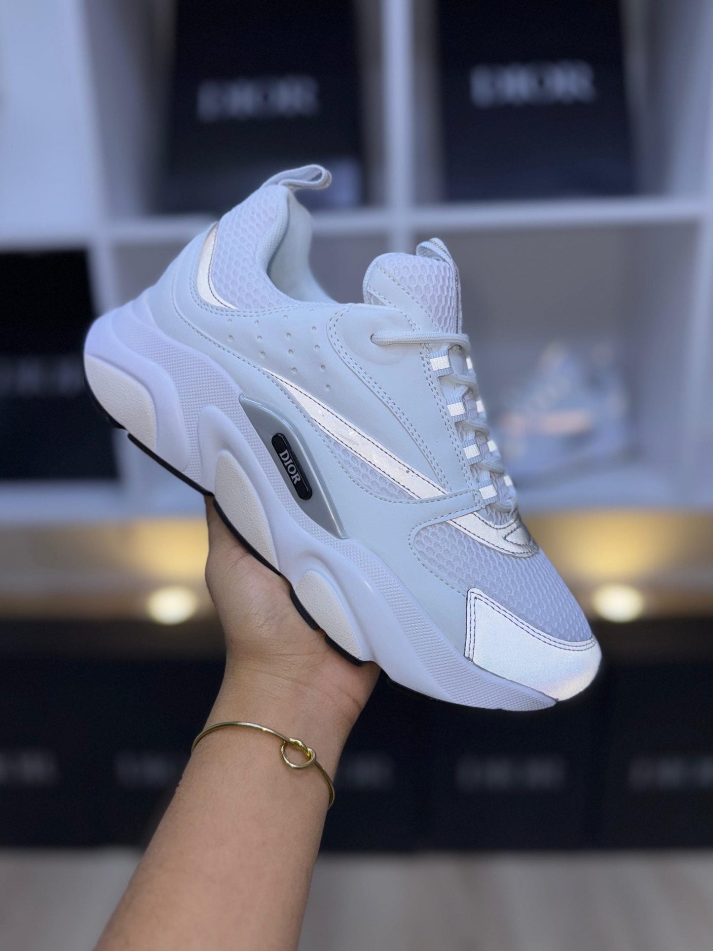 DIOR B22 BLANCAS ENTERAS