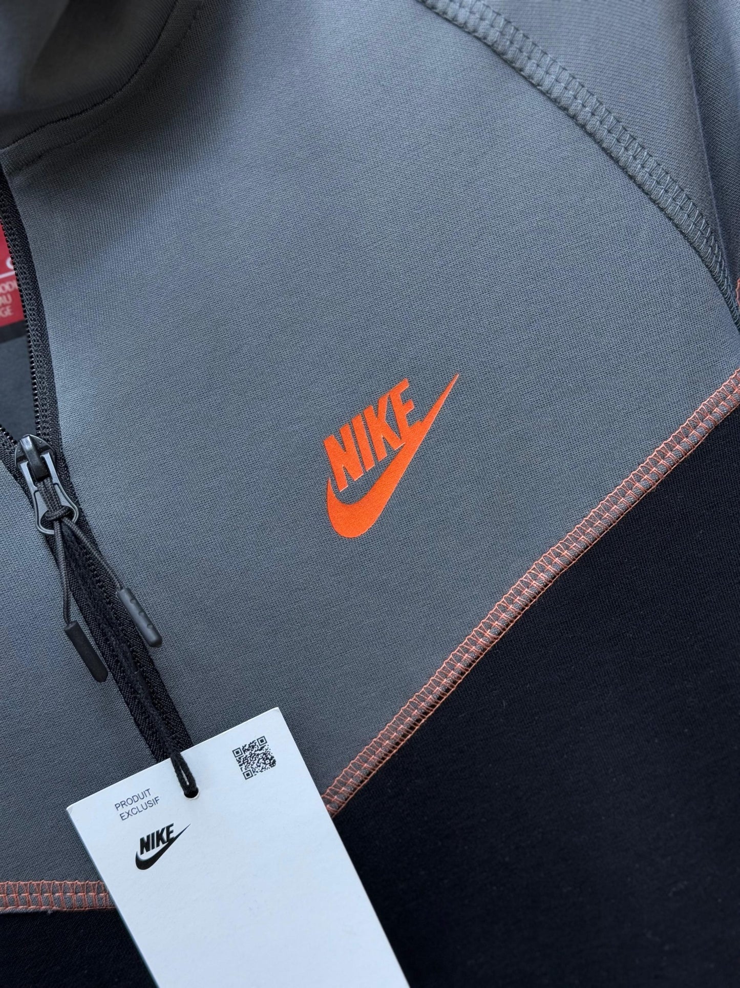 NIKE TECH X SYNA WORLD