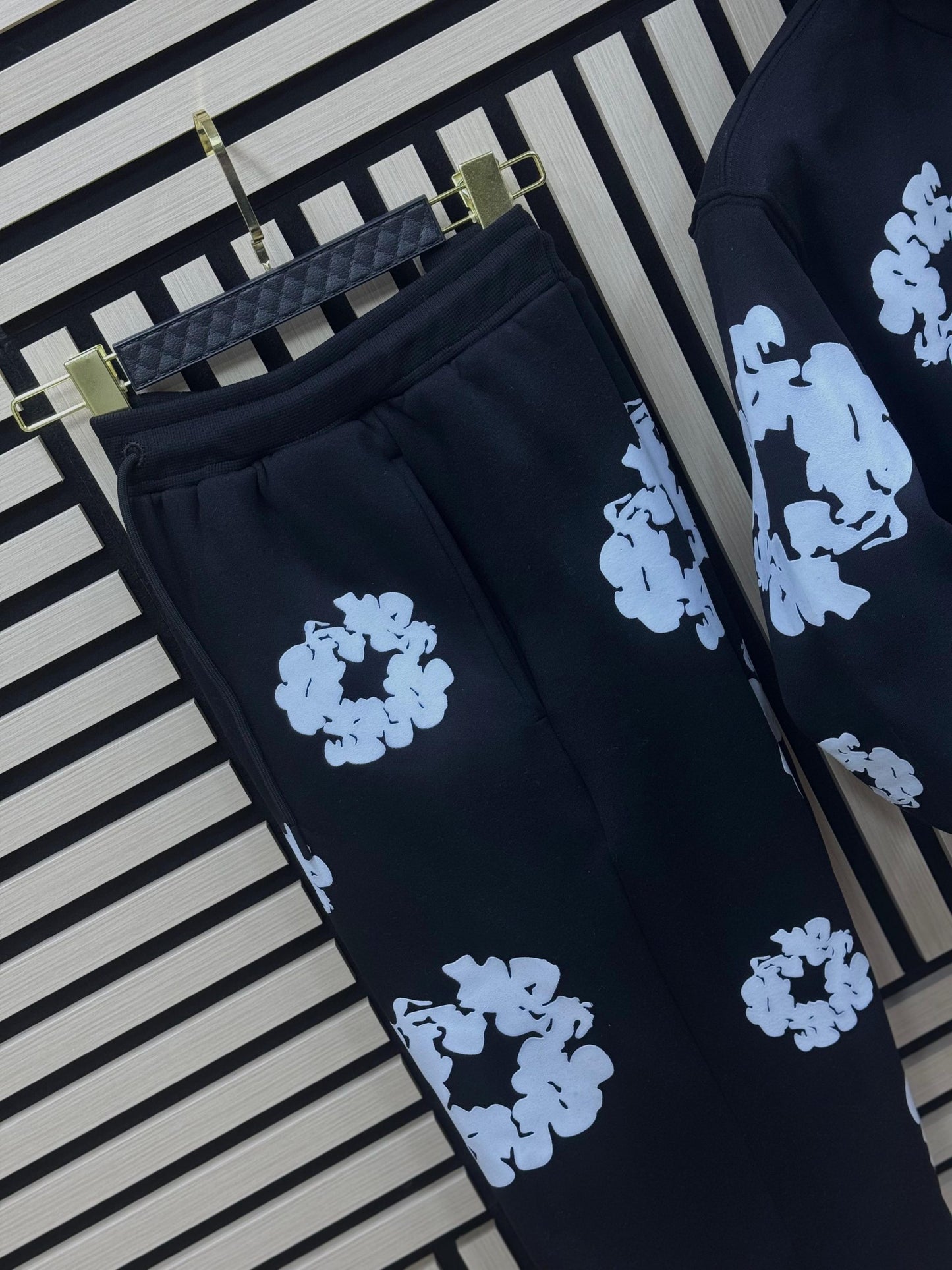 Chándal DENIM TEARS  “Negro”