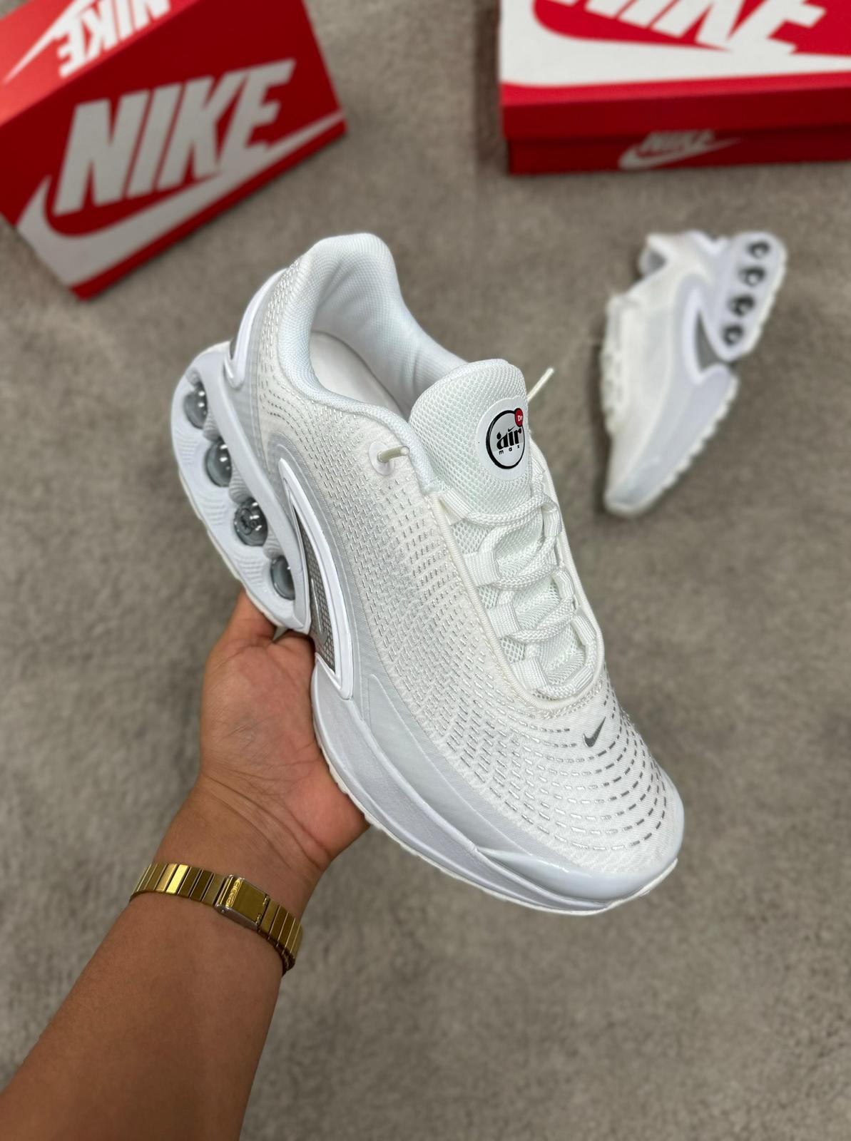 Air Max DN ( Blancas )